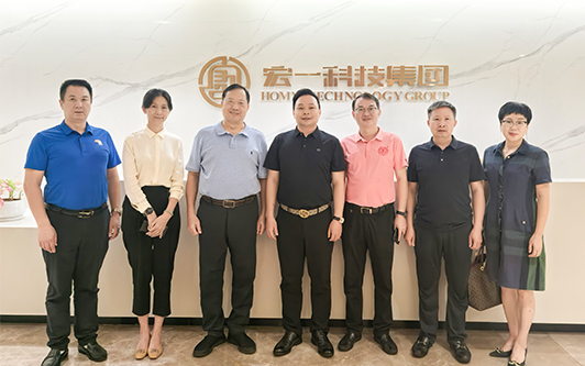 深圳市原市委常委、深圳警备区政委、党委书记等领导莅临NG南宫体育调研，共话未来创新发展之路！